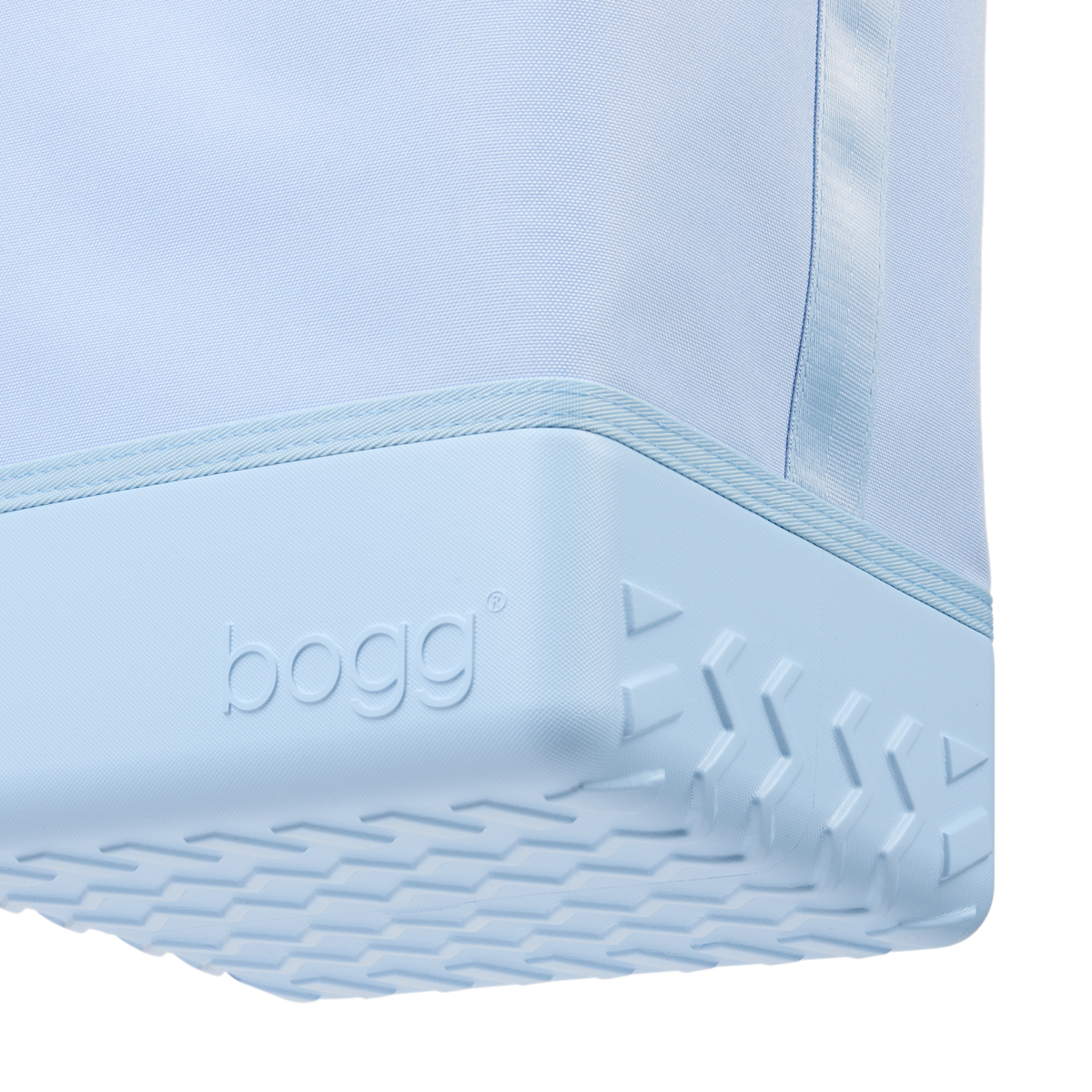 cloudinary__boggbag-ecom__image__upload__HALFBRR02_BKY01_E__cld.png